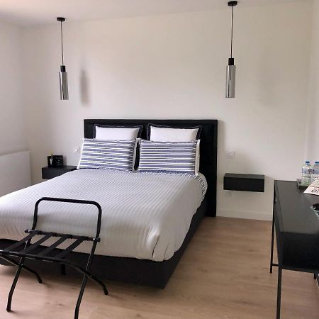 HÔTELYA - Lille Villeneuve d'Ascq Extérieur photo